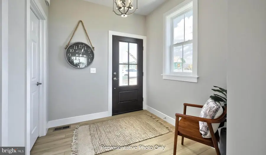 537 Stone Gate Blvd, Annville, PA 17003 - #2