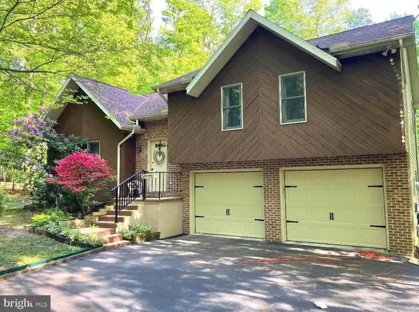 1248 Ash Ln, LEBANON, PA 17042