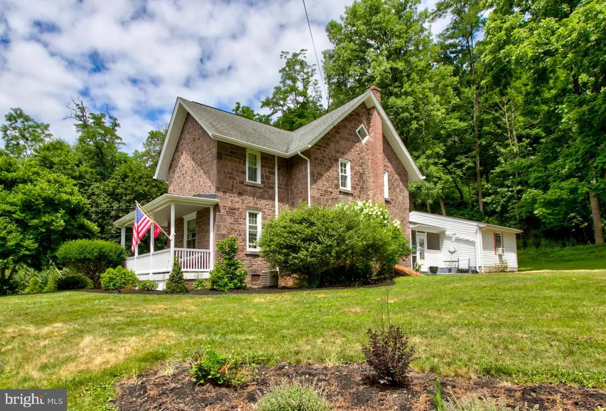 298 Boyd St, Lebanon, PA 17042 - #1