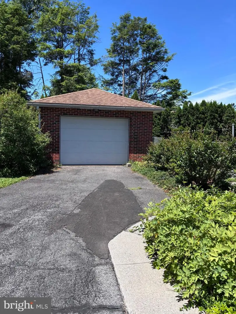 619 Renova Ave, Lebanon, PA 17042 - #2