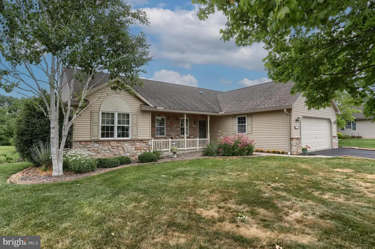 115 Arbor Dr, Myerstown, PA 17067 - #1
