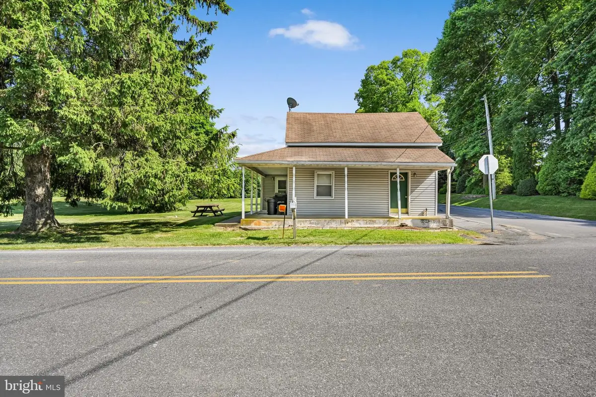 70 Strack Dr, Myerstown, PA 17067 - #1