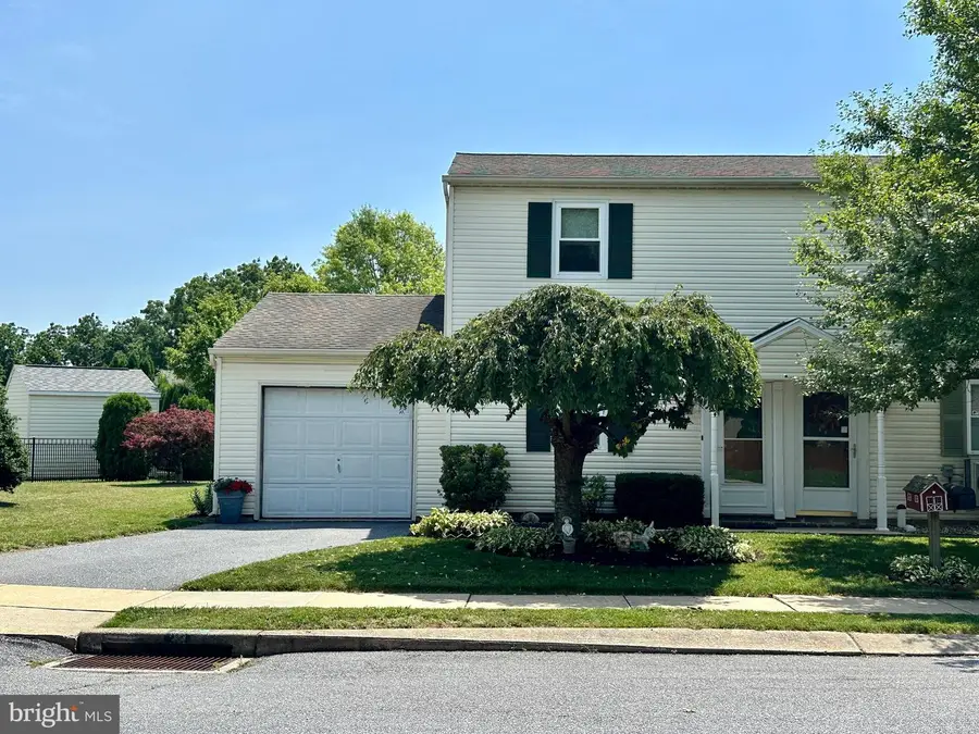 6 Natalie Ln, Cleona, PA 17042 - #2