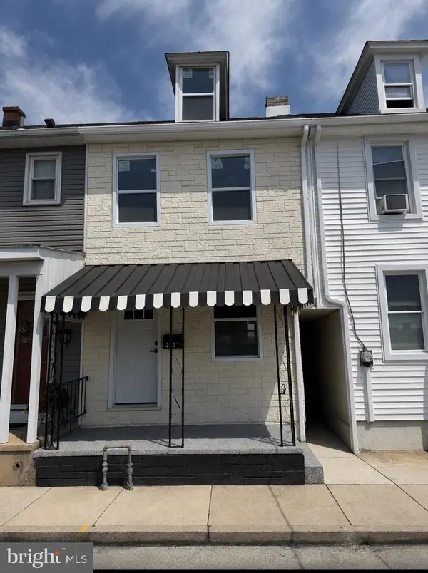 221 E Guilford St, LEBANON, PA 17046
