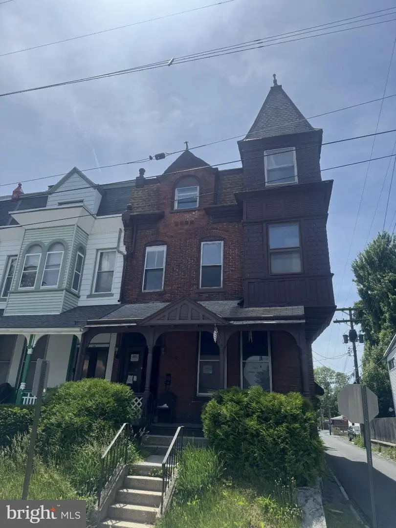 23 S 2nd St, Lebanon, PA 17042 - #1