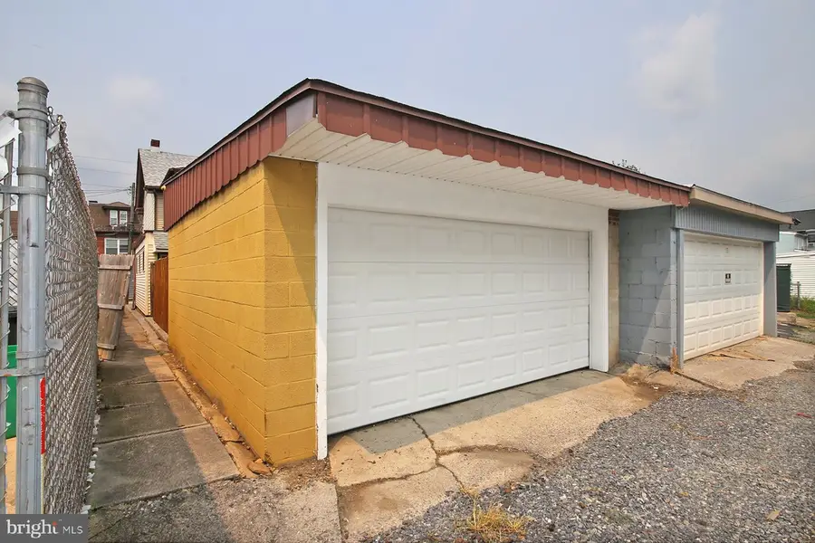 110 N 12th St, Lebanon, PA 17046 - #3