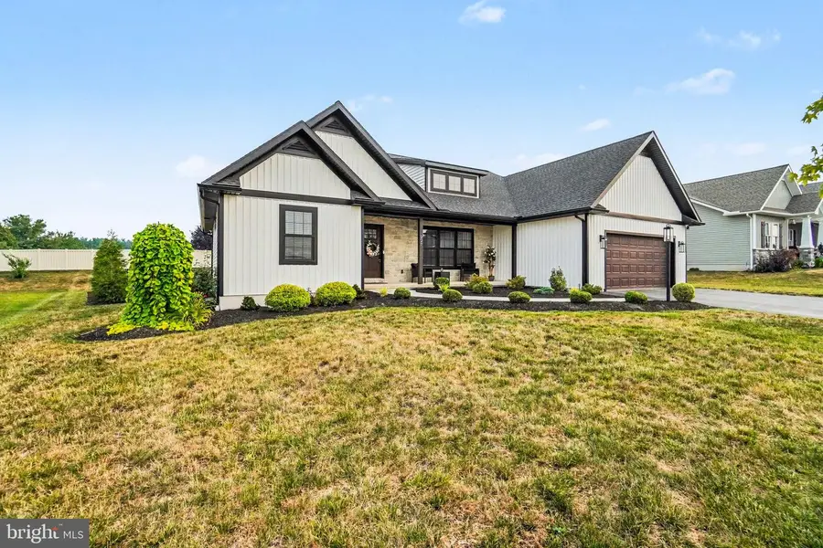 227 Daisy Dr, Lebanon, PA 17046 - #3