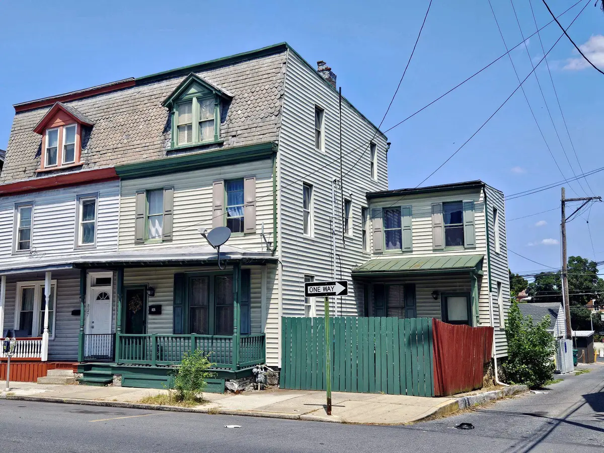 825 Walnut St, Lebanon, PA 17042 - #1