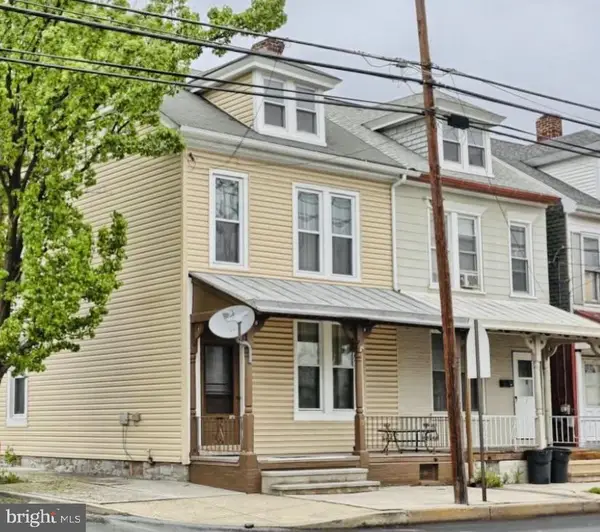 19 Lehman St, LEBANON, PA 17046