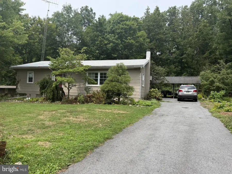 117 Lakeside Dr, Fredericksburg, PA 17026 - #3