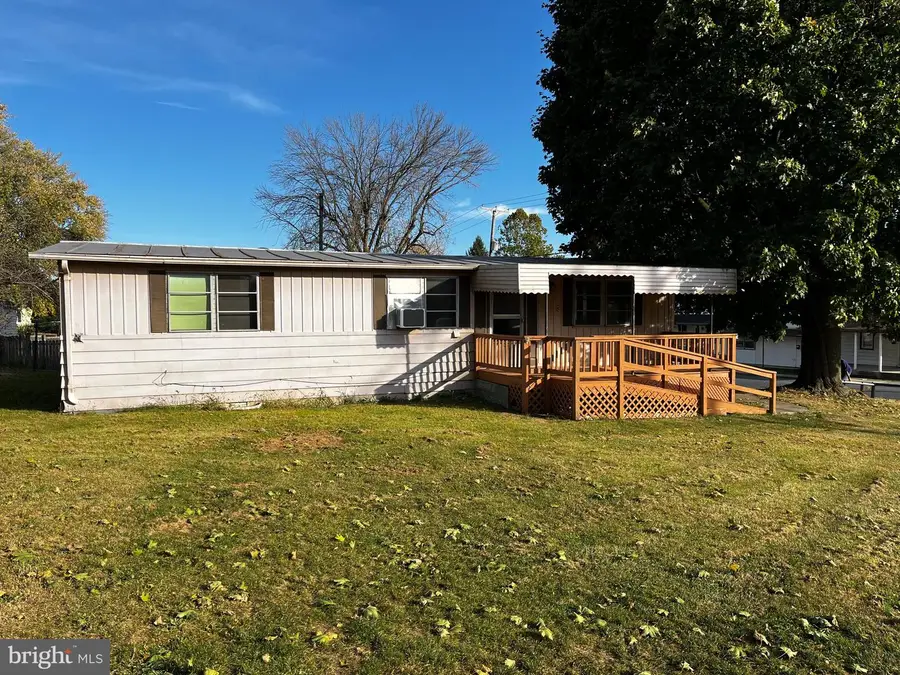 2421 Mifflin St, Lebanon, PA 17046 - #2