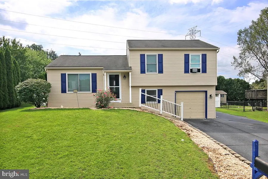 81 E Brookfield, Lebanon, PA 17046 - #2