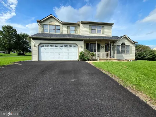 200 Irene Dr, JONESTOWN, PA 17038