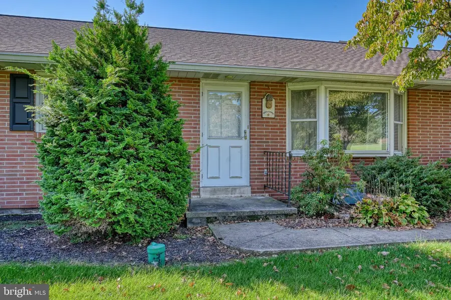 1315 Fonderwhite Rd, Lebanon, PA 17042 - #2