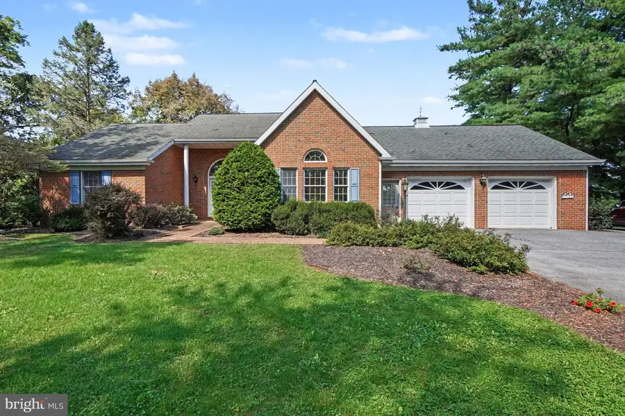 729 Schaeffer Rd, Lebanon, PA 17042 - #2