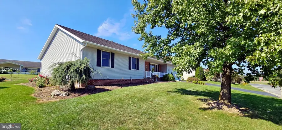 613 Richfield Dr, Lebanon, PA 17042 - #3