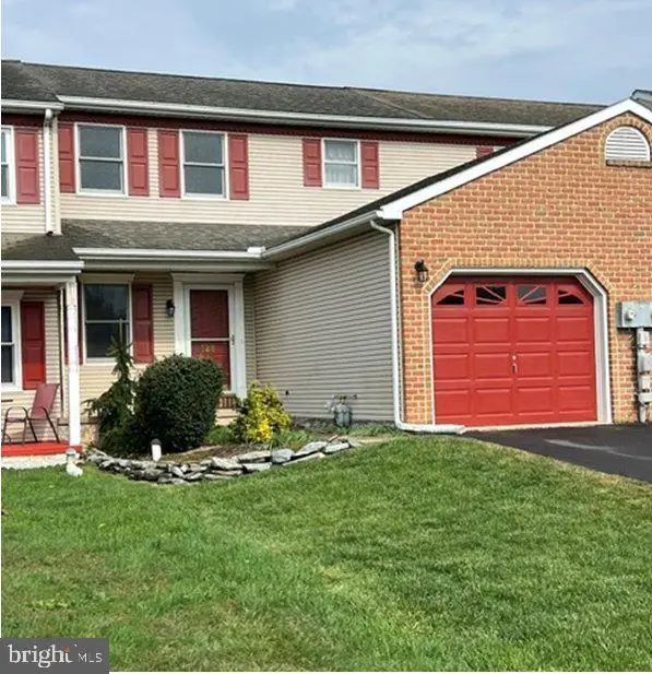 128 Palm Ln, Lebanon, PA 17042 - #1