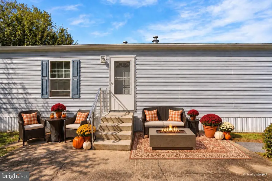 110 Northcrest Acrs, Lebanon, PA 17046 - #2