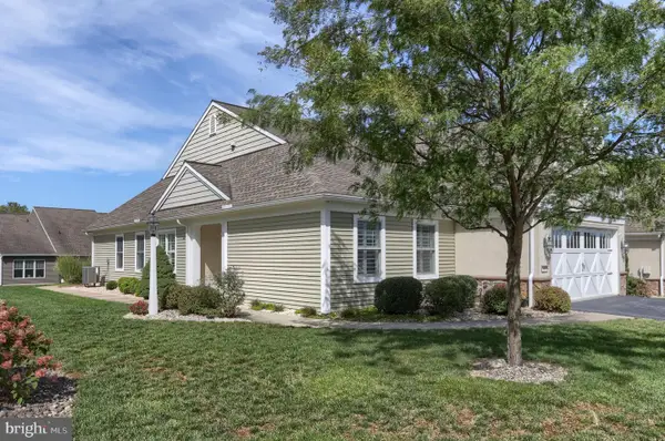 1057 Villa Dr, LEBANON, PA 17042