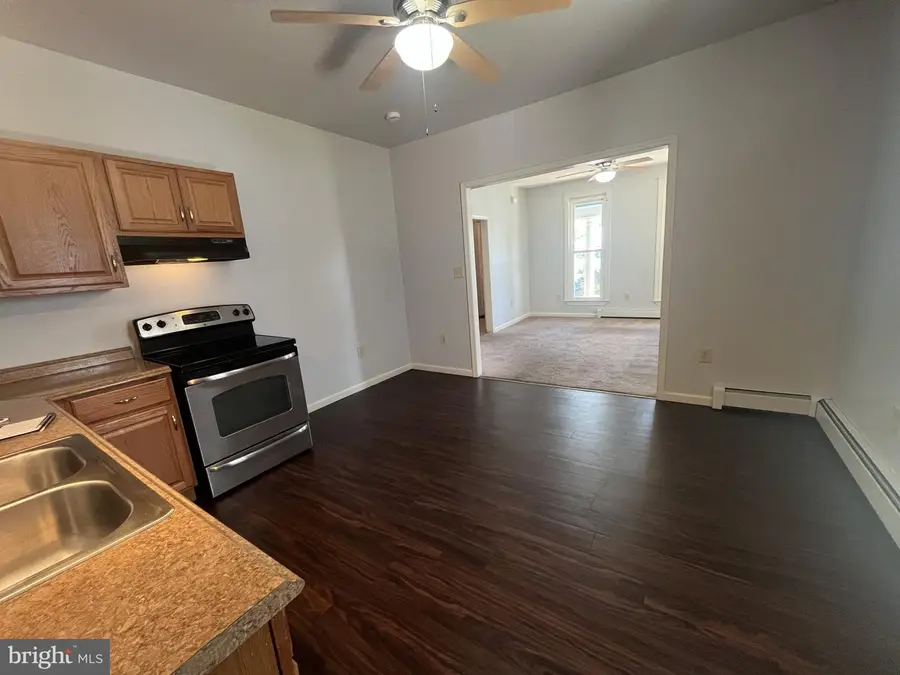537 W Main St, Myerstown, PA 17067 - #3