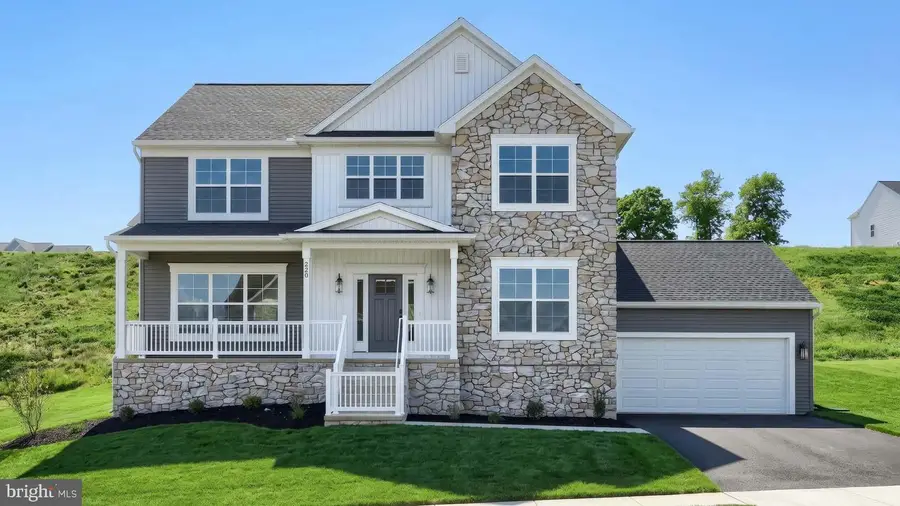 220 Copper Ridge Dr, Newmanstown, PA 17073 - #2