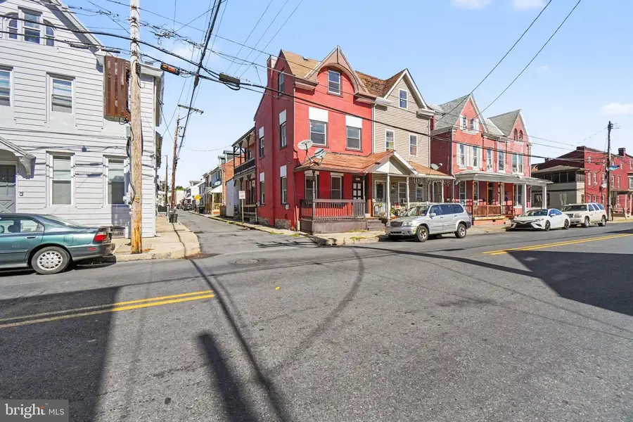 921 Lehman St, Lebanon, PA 17046 - #3
