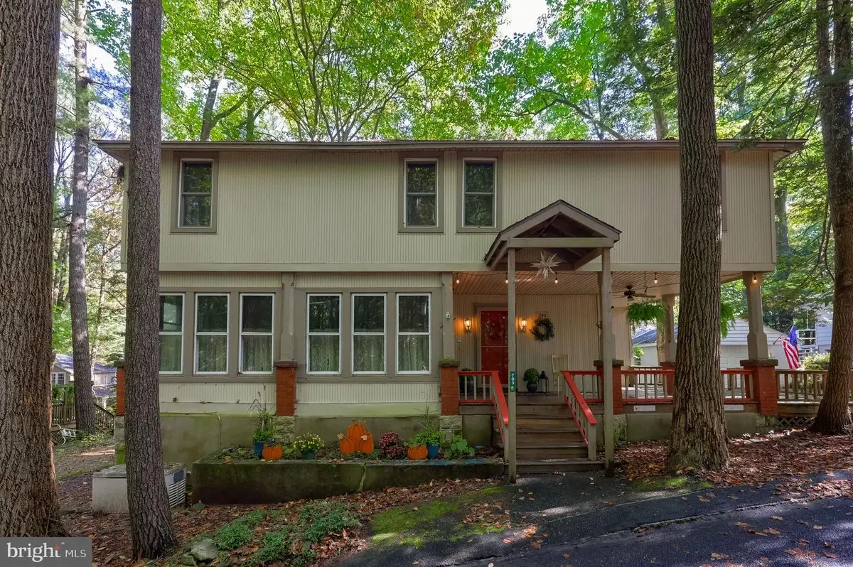 703 1st St, Mount Gretna, PA 17064 - #1