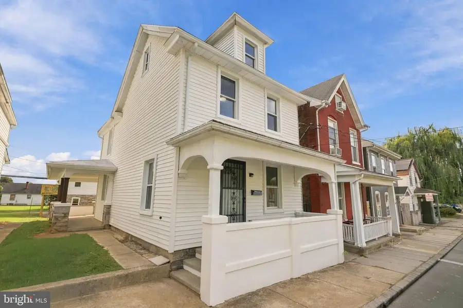 708 Locust St, Lebanon, PA 17042 - #3