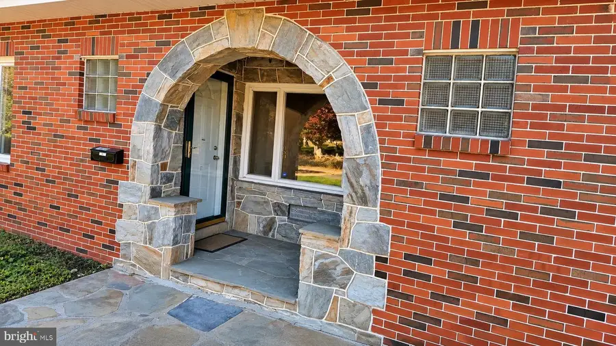 1009 Quentin Rd, Lebanon, PA 17042 - #3