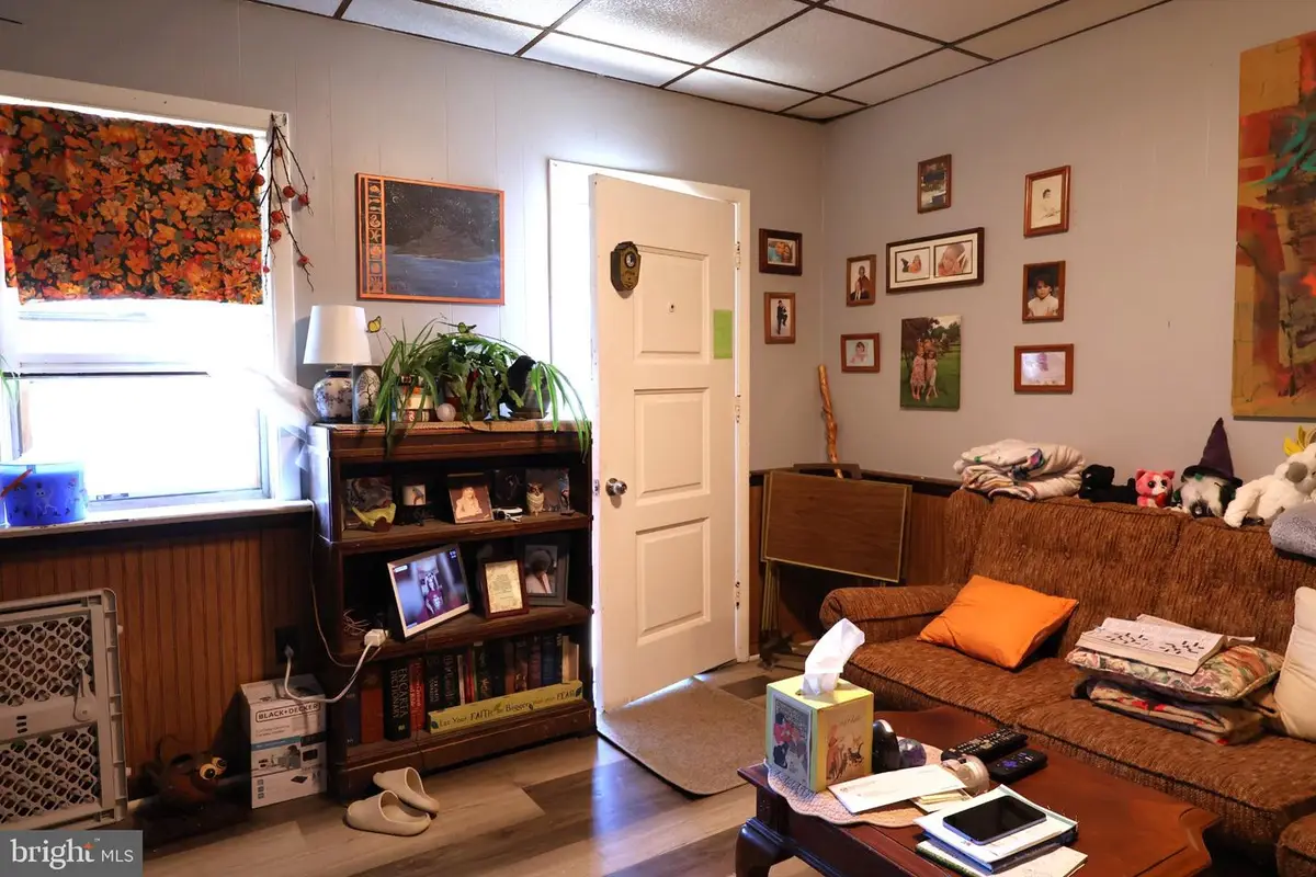 418 Freeman St, Lebanon, PA 17046 - #1