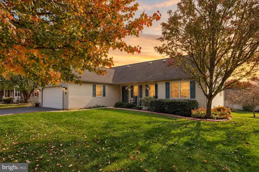 22 Greenbriar Dr, Myerstown, PA 17067 - #3