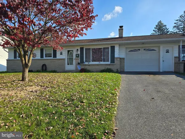 746 Sallyann Dr, LEBANON, PA 17046