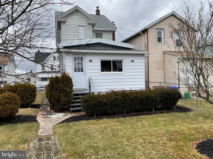 118 E Green St, West Hazleton, PA 18202 - Image #2