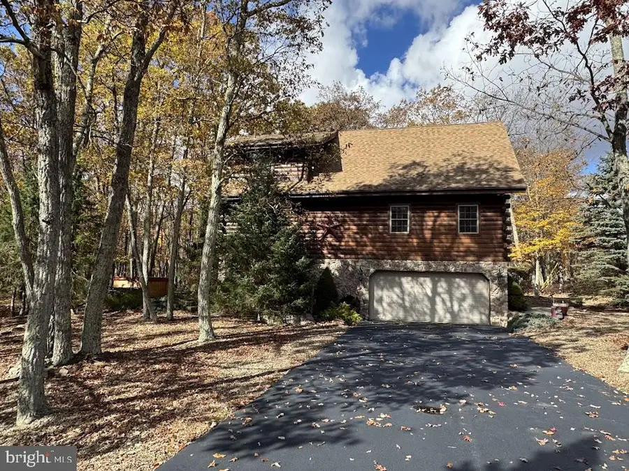 100 Glen Eagles Drive, Hazleton, PA 18202 - Image #3