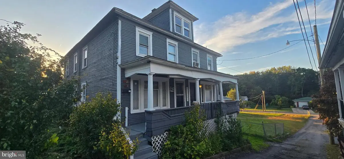 126-1/2 Rear Oak St, Sugar Notch, PA 18706 - Image #1