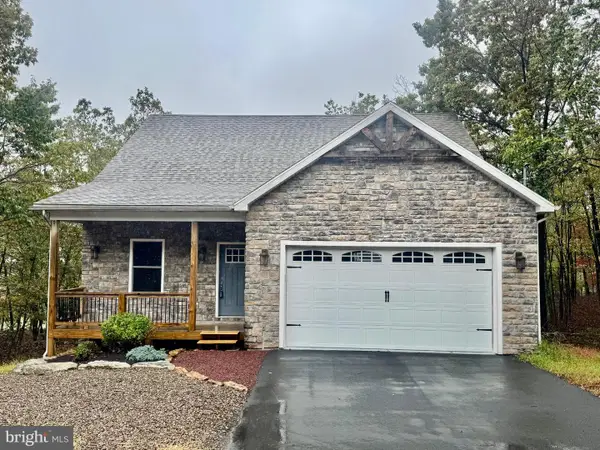 14 Spyglass, HAZLETON, PA 18202