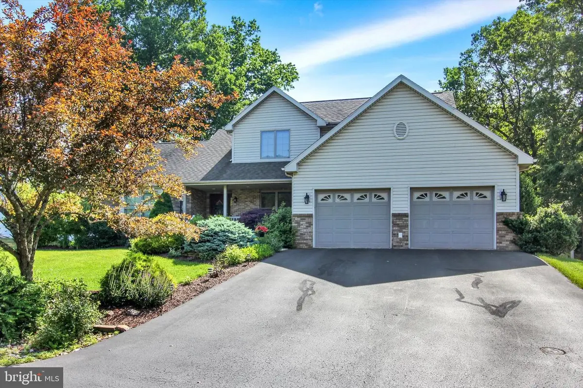 1105 S Providence Rd, Hazle Township, PA 18202 - Image #1