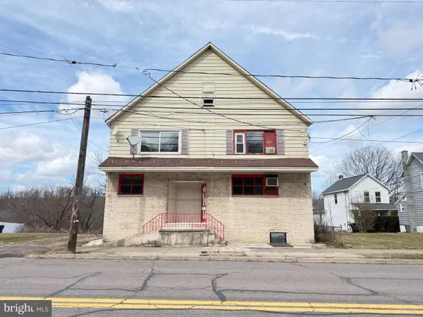 863 Main St, SUGAR NOTCH, PA 18706