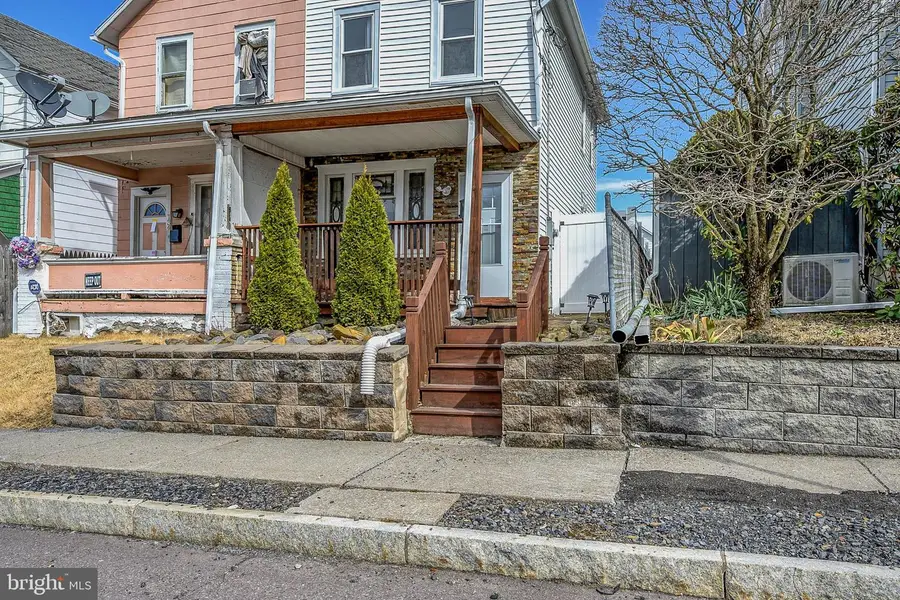 132 Espy St, Nanticoke, PA 18634 - #3