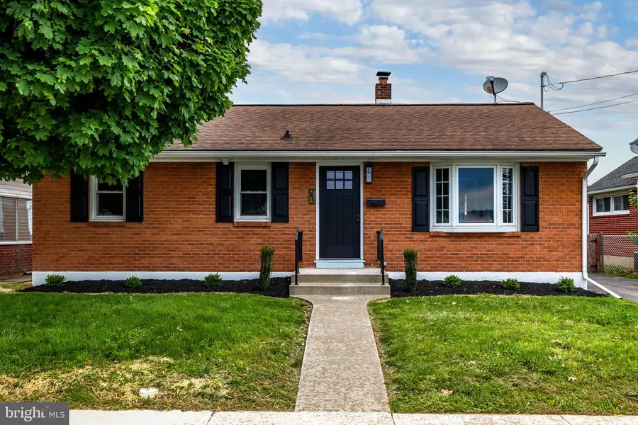 715 E 10th St, Berwick, PA 18603 - #2