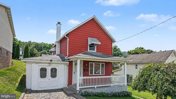 18 Gruver St, NANTICOKE, PA 18634