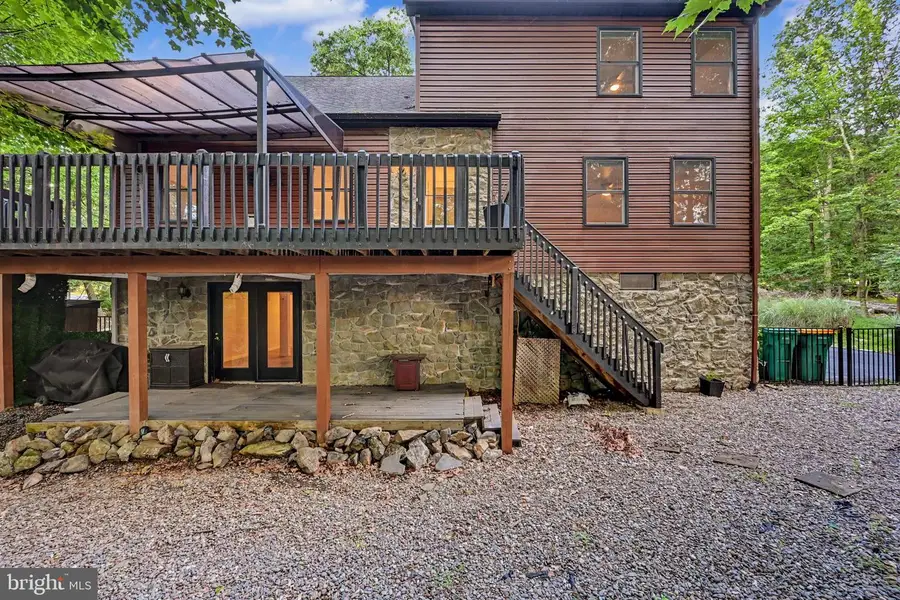 398 Walden Dr, Hazleton, PA 18202 - #3