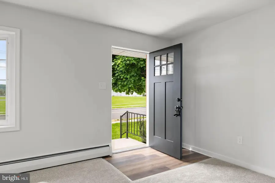 715 E 10th St, Berwick, PA 18603 - #3