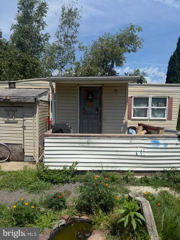 121 Red Maple Ln, FREELAND, PA 18224