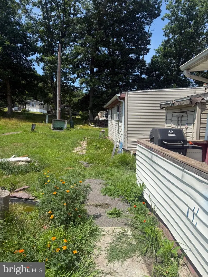 121 Red Maple Ln, Freeland, PA 18224 - #2