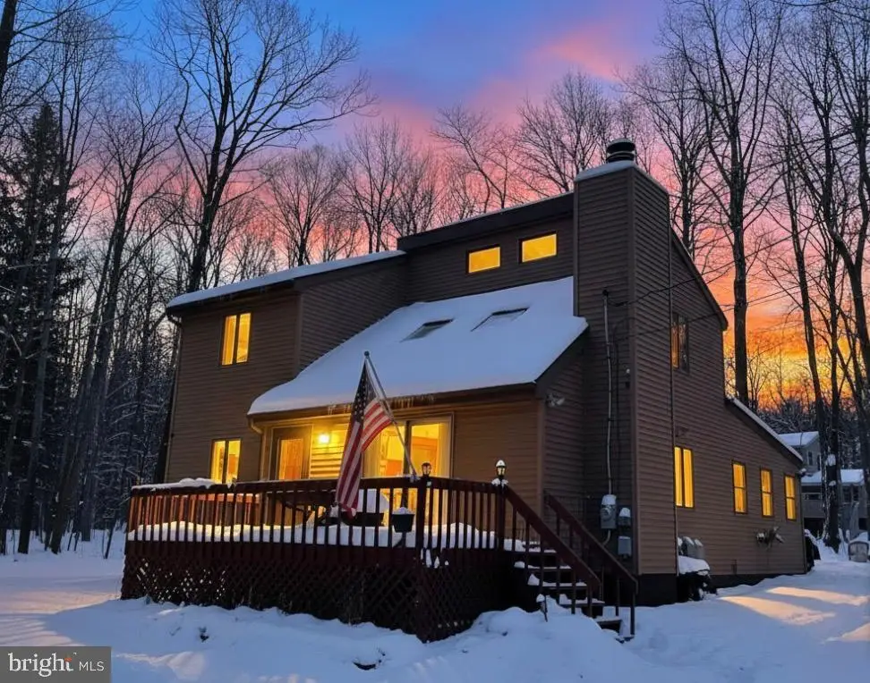 72 E Creek View Dr, Gouldsboro, PA 18424 - Image #1