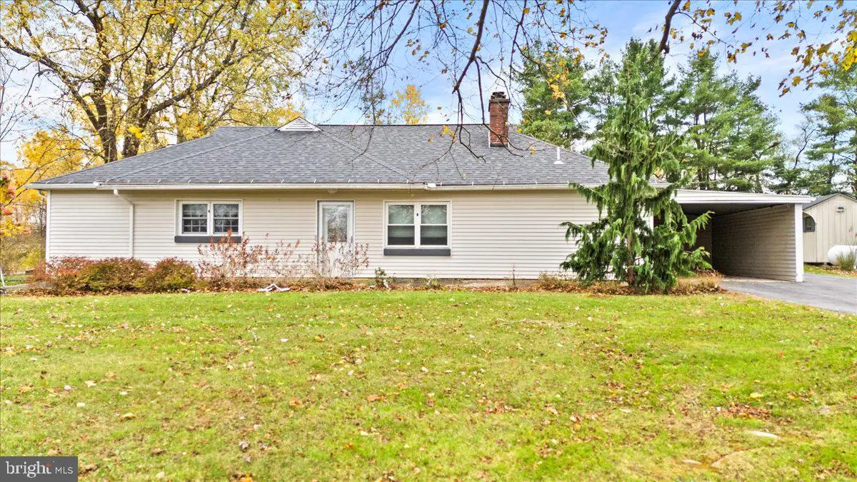 1215 Country Club Rd, Clarks Summit, PA 18411 - Image #1