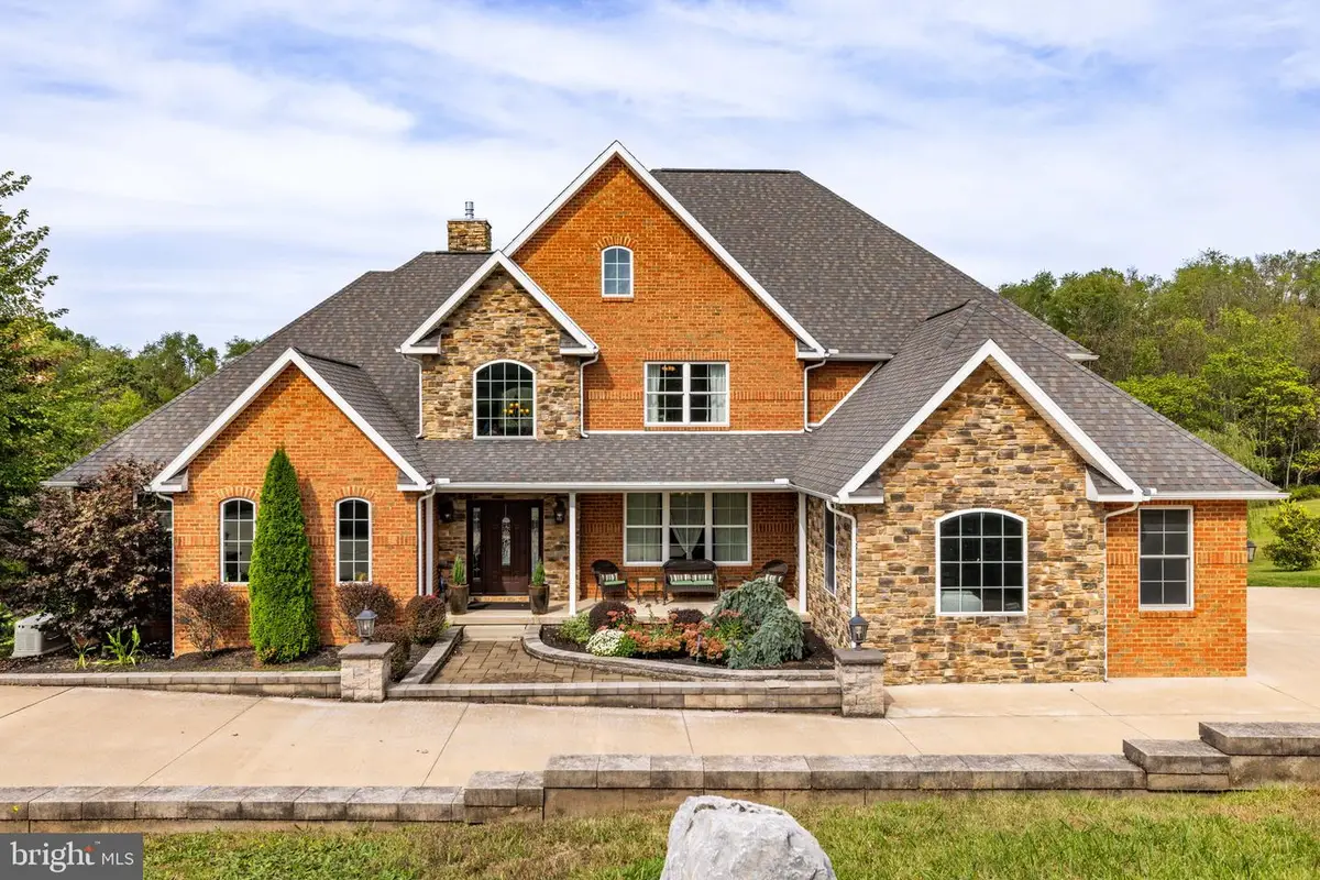 163 Whispering Ln, Montoursville, PA 17754 - Image #1