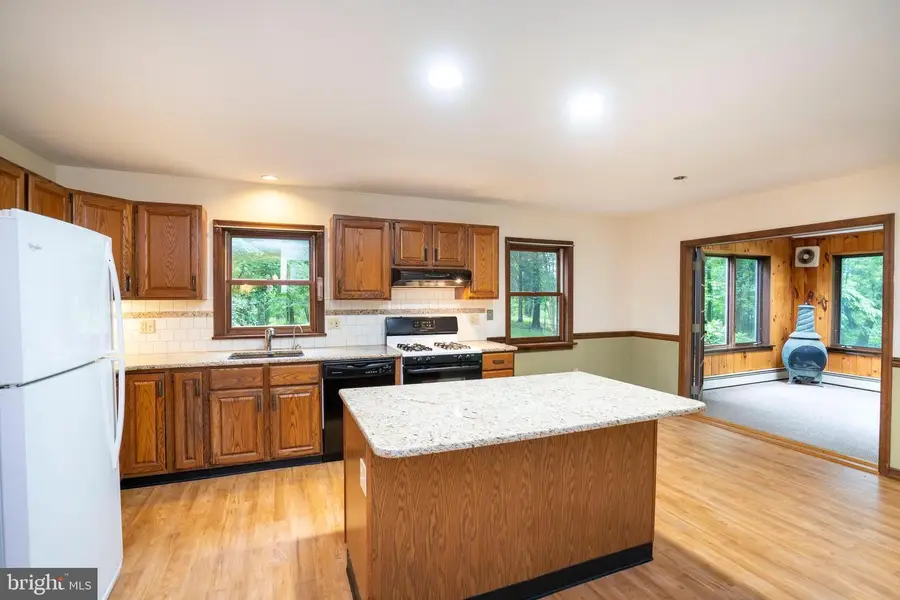 1040 Radio Club Rd, Montoursville, PA 17754 - #2