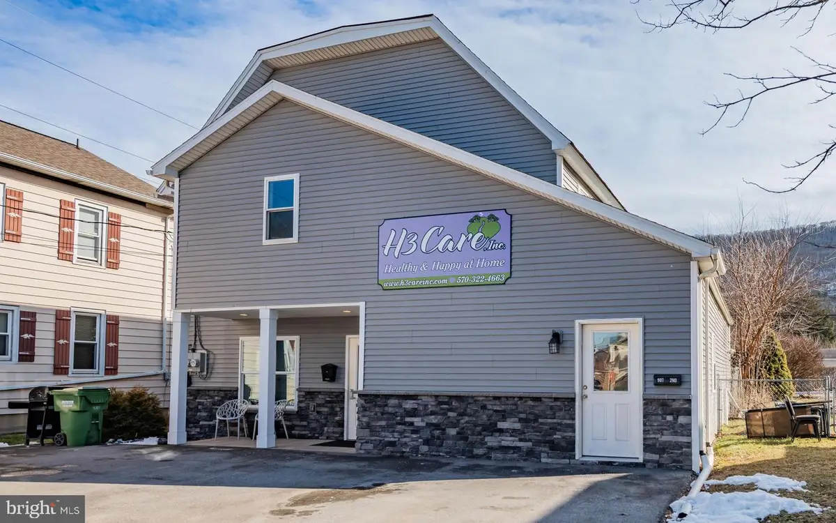 907 W Southern Ave, South Williamsport, PA 17702 - #1